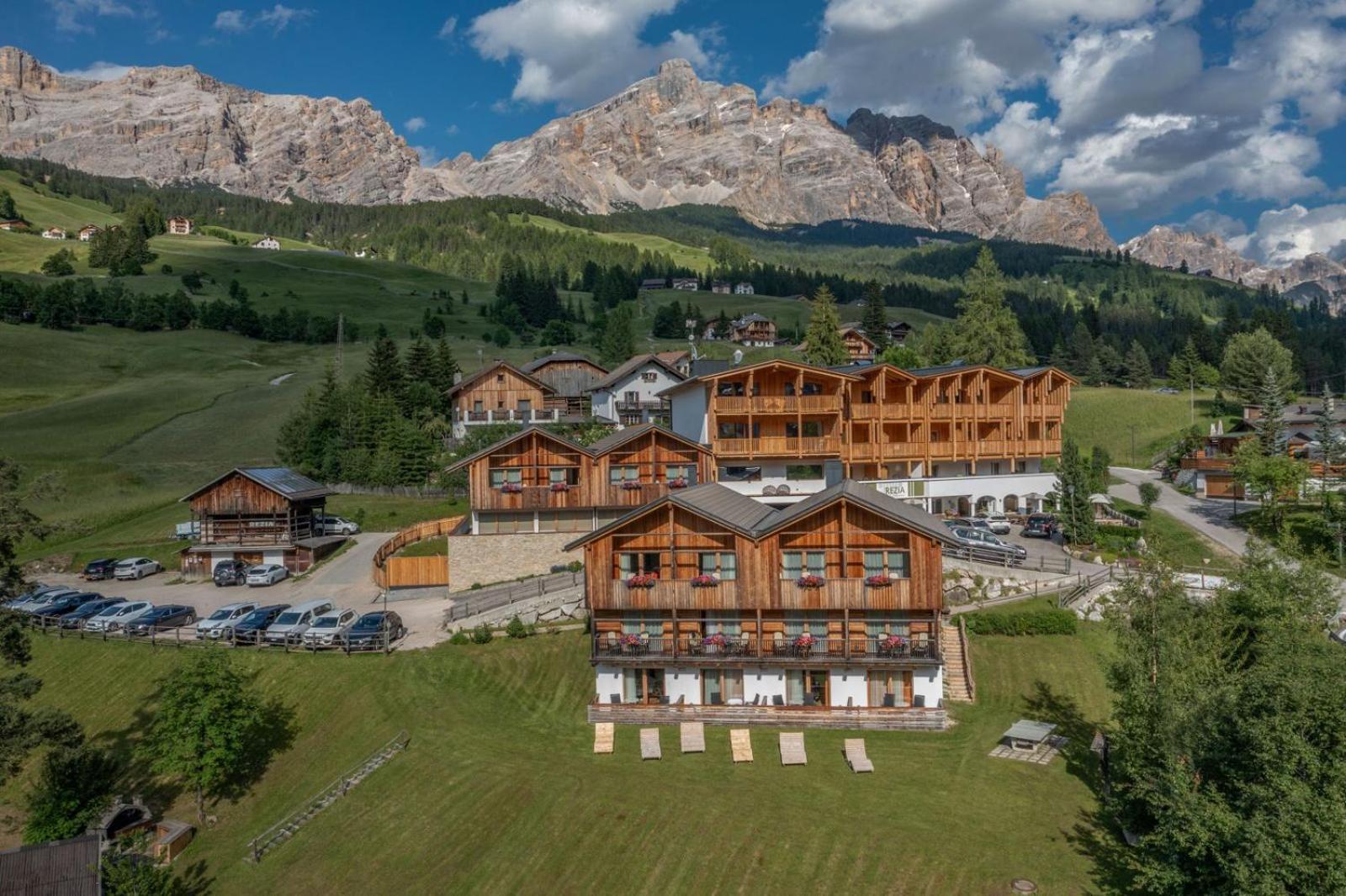 Hotel Rezia La Villa  Exterior foto