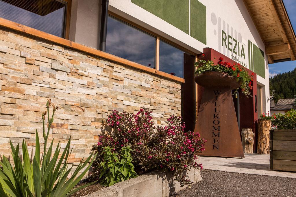 Hotel Rezia La Villa  Exterior foto